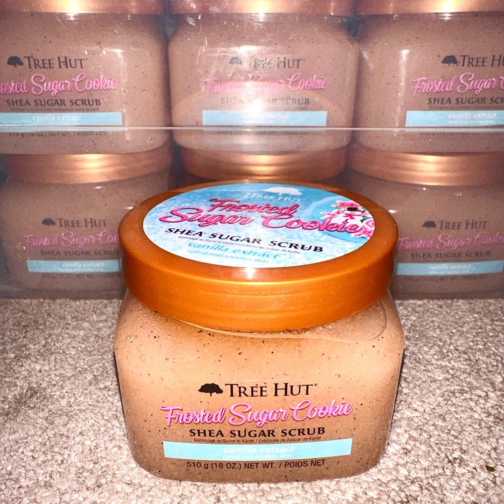 Frosted Sugar Cookie Tree Hut Scrub Vanilla Extract✨HTF Packaging✨